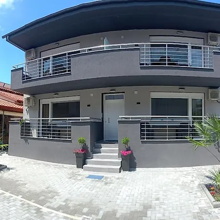 Celestia Irene 2 * Vromerí